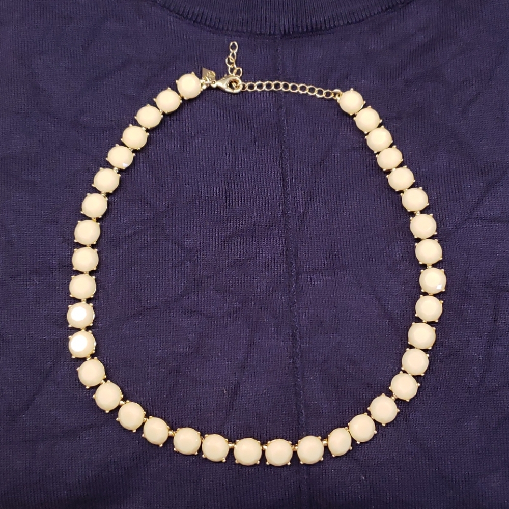 Banana Republic collar necklace